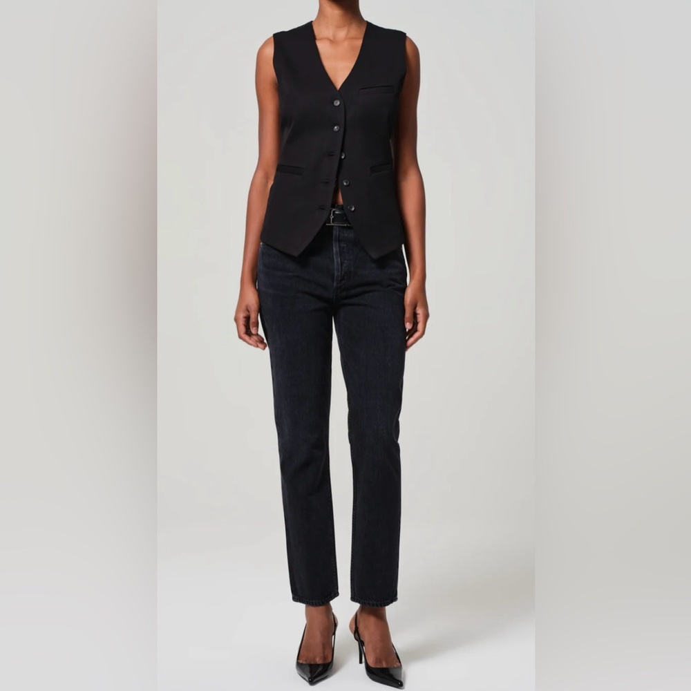 CITIZEN Charolette High Rise Straight Jeans in Viola